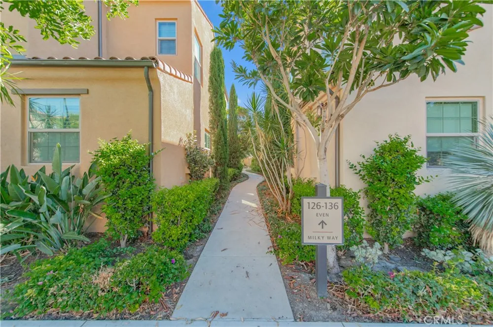 134 Milky Irvine, CA 92618