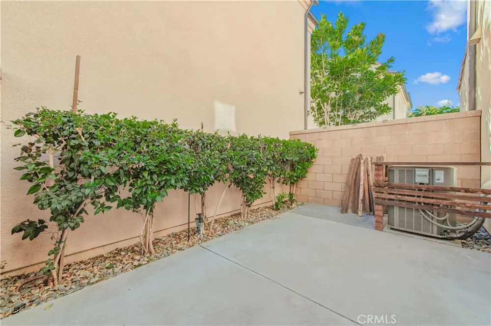 134 Milky Irvine, CA 92618