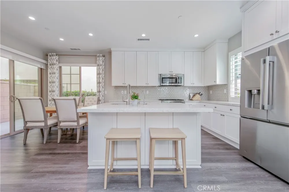 134 Milky Irvine, CA 92618