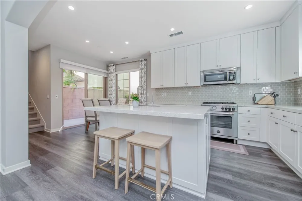 134 Milky Irvine, CA 92618