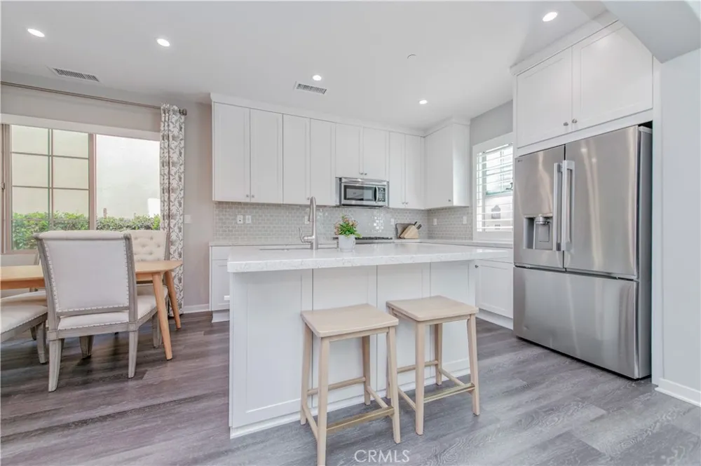 134 Milky Irvine, CA 92618