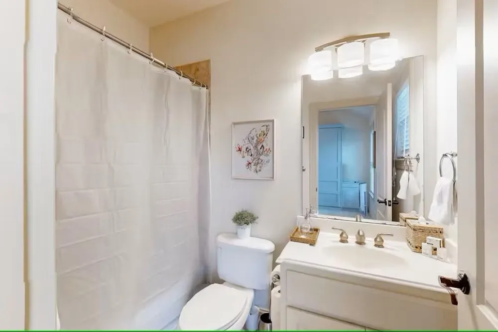 404 W 16th Street Houston, TX 77008