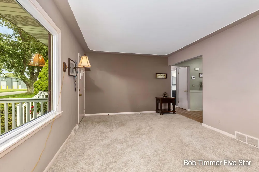 1300 Bauer Road Jenison, MI 49428