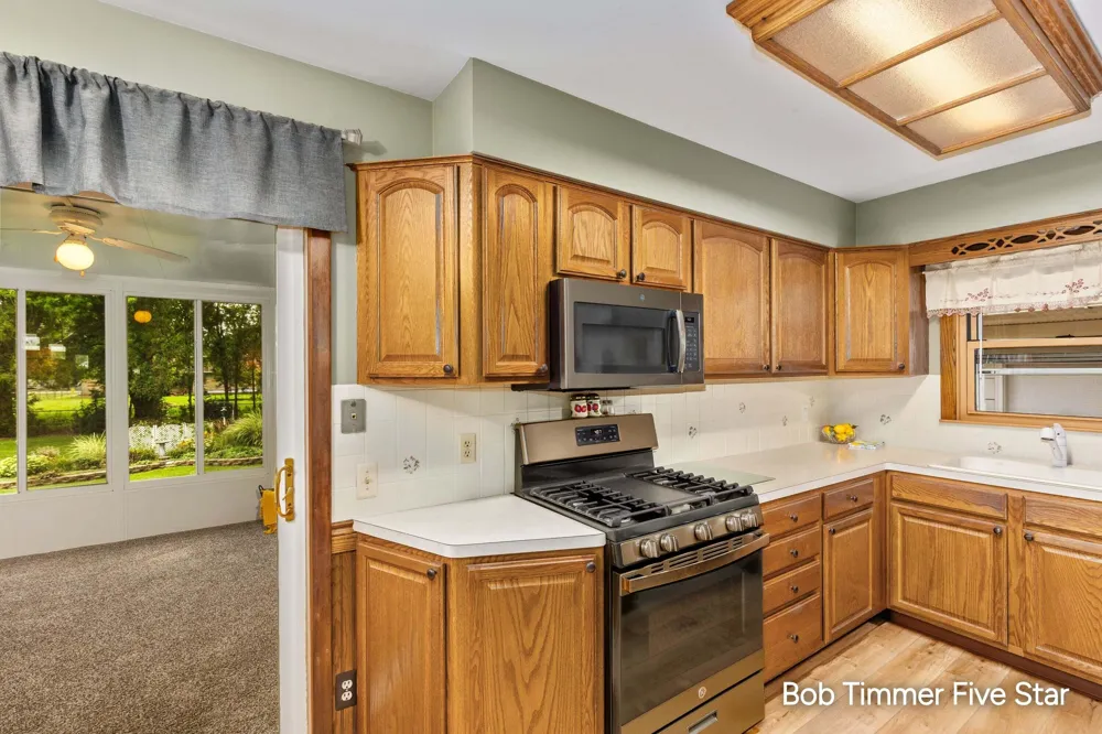 1300 Bauer Road Jenison, MI 49428