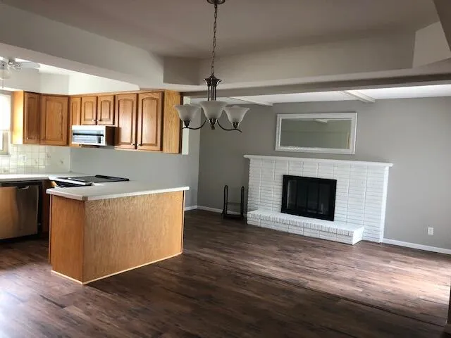 11242 Glenis Drive Sterling Heights, MI 48312
