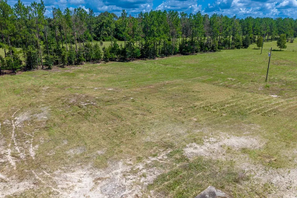 6900 SW 50TH AVENUE Trenton, FL 32693