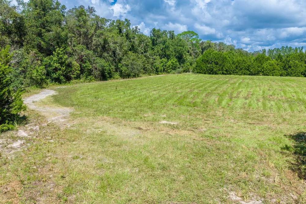 6900 SW 50TH AVENUE Trenton, FL 32693