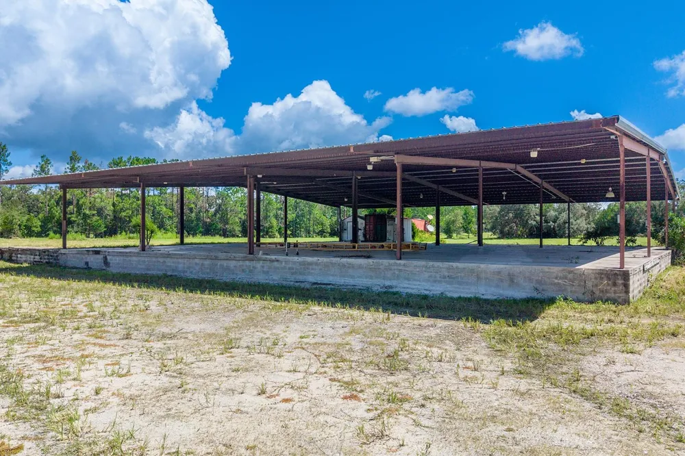 6900 SW 50TH AVENUE Trenton, FL 32693