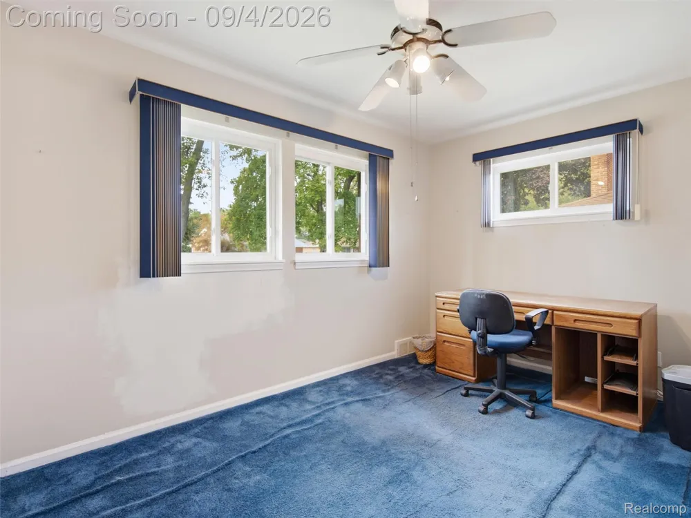 932 Esplanade Street Mt Clemens City, MI 48043