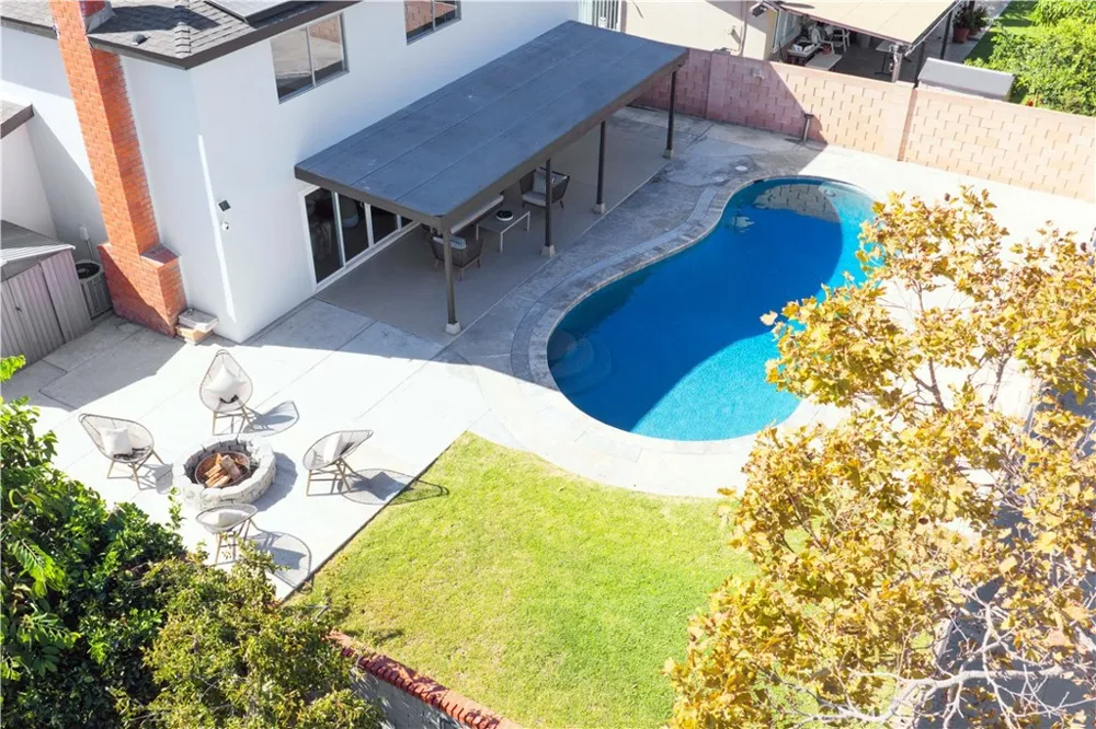 3709 S Olive Street Santa Ana, CA 92707