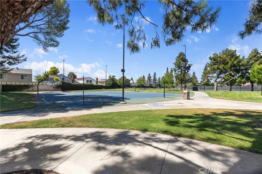 3709 S Olive Street Santa Ana, CA 92707