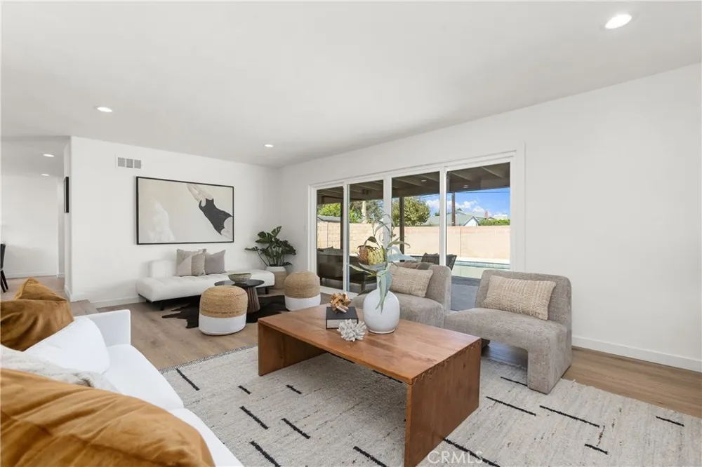 3709 S Olive Street Santa Ana, CA 92707