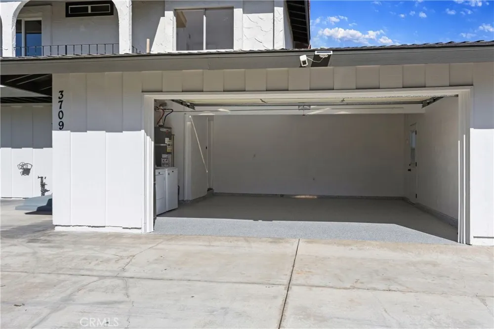 3709 S Olive Street Santa Ana, CA 92707