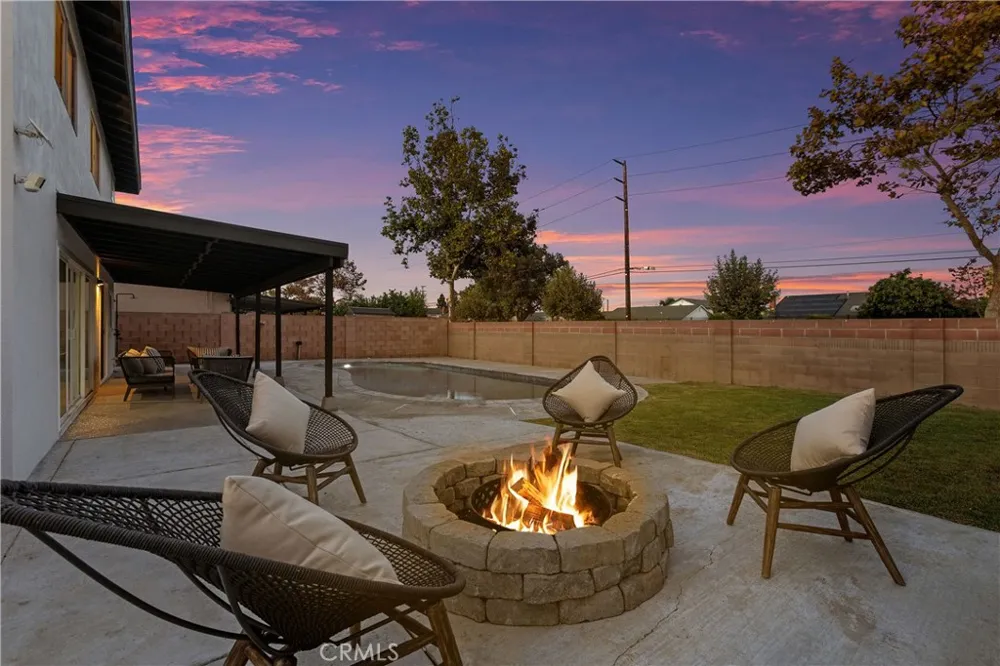 3709 S Olive Street Santa Ana, CA 92707