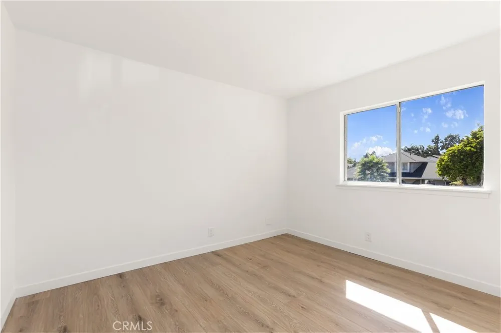 3709 S Olive Street Santa Ana, CA 92707