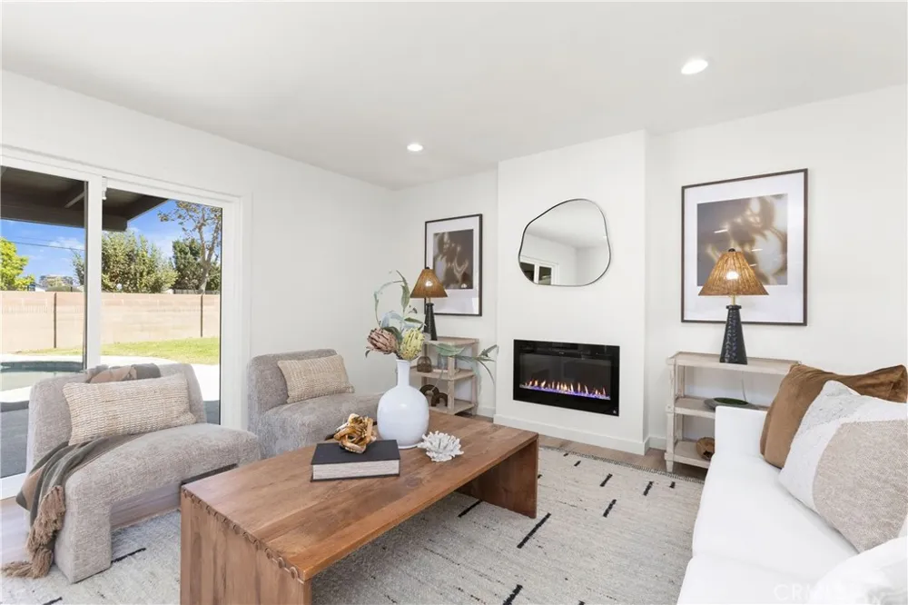 3709 S Olive Street Santa Ana, CA 92707