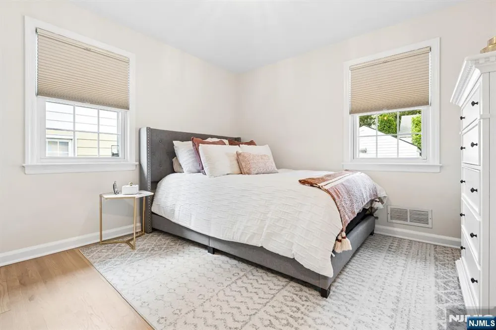 79 Bergen Avenue Waldwick, NJ 07463