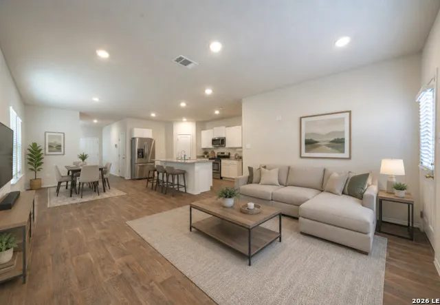 15727 Clove Spice Way Von Ormy, TX 78073