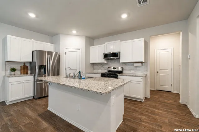 15727 Clove Spice Way Von Ormy, TX 78073