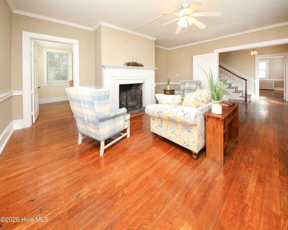 506 W Church Street Elizabeth City, NC 27909