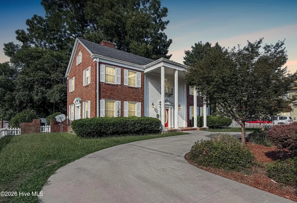 506 W Church Street Elizabeth City, NC 27909