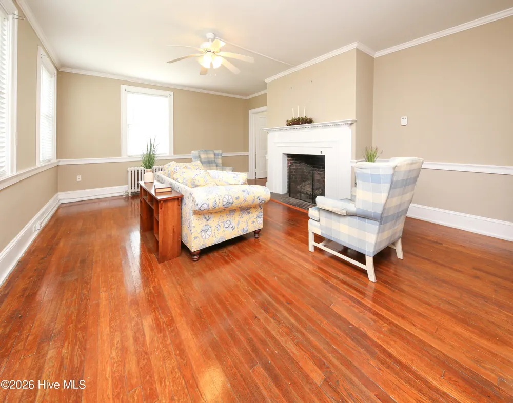 506 W Church Street Elizabeth City, NC 27909