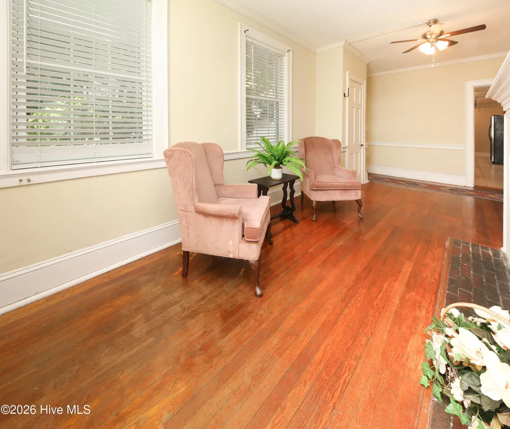 506 W Church Street Elizabeth City, NC 27909