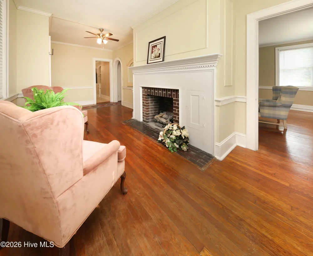 506 W Church Street Elizabeth City, NC 27909