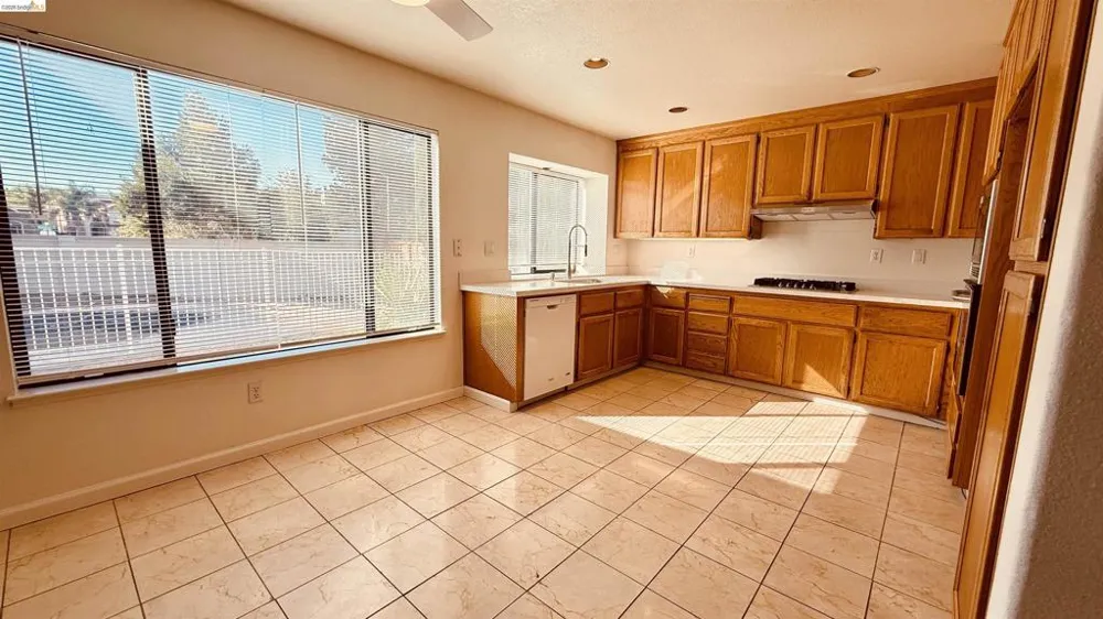 2700 Joshua Ct Antioch, CA 94509