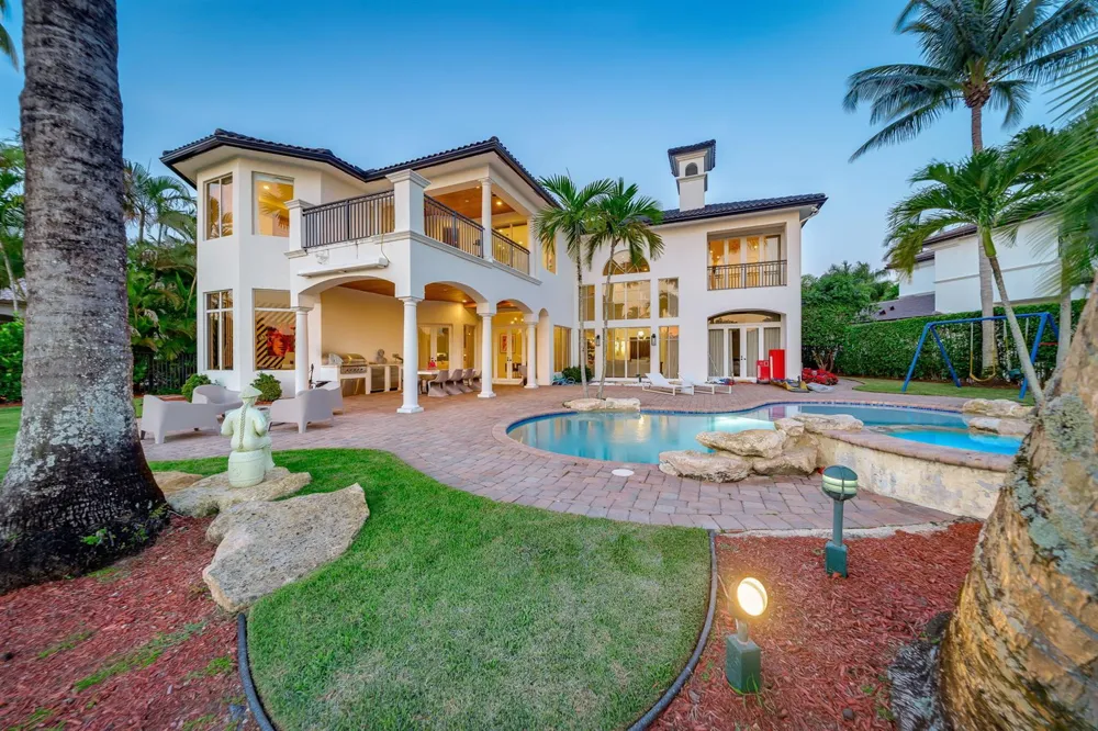 17593 Middle Lake Drive Boca Raton, FL 33496