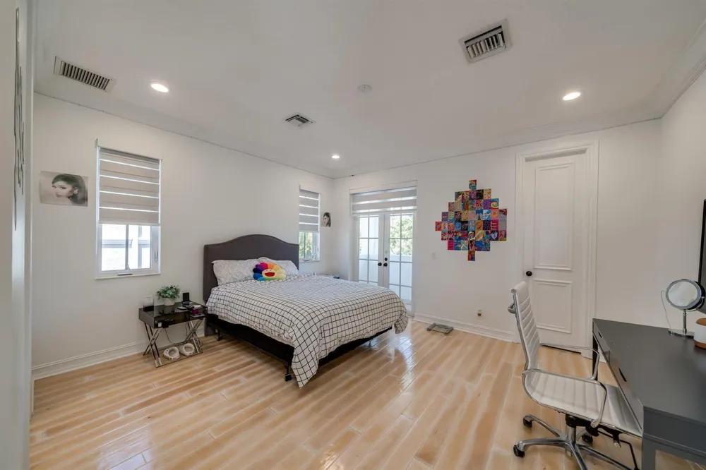 17593 Middle Lake Drive Boca Raton, FL 33496