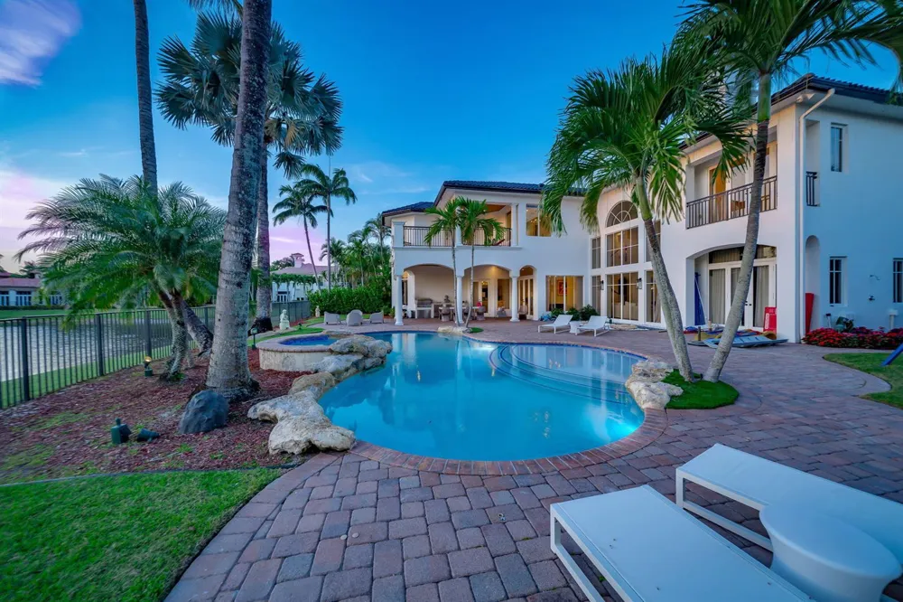 17593 Middle Lake Drive Boca Raton, FL 33496