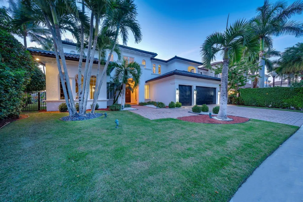 17593 Middle Lake Drive Boca Raton, FL 33496