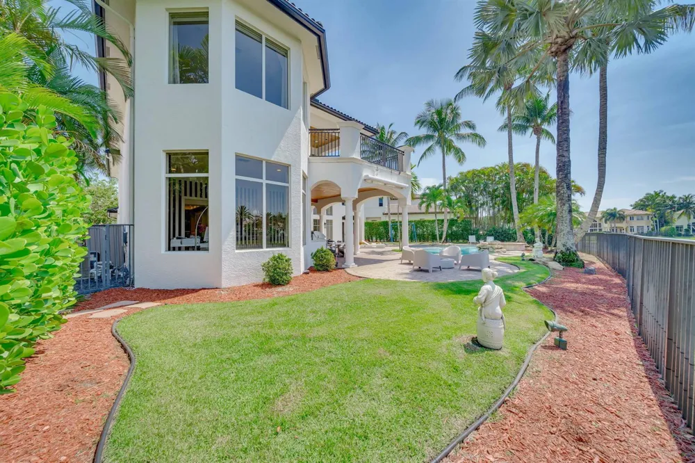 17593 Middle Lake Drive Boca Raton, FL 33496