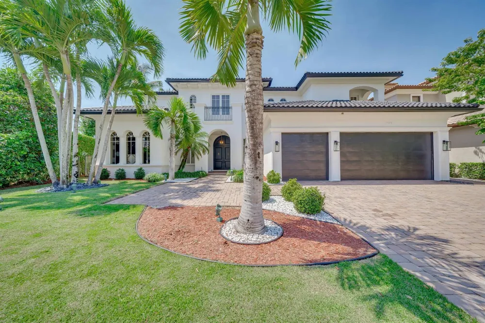 17593 Middle Lake Drive Boca Raton, FL 33496