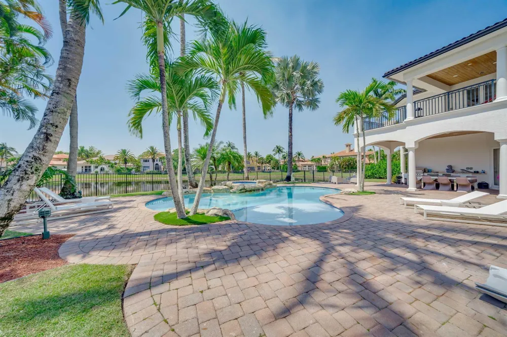 17593 Middle Lake Drive Boca Raton, FL 33496