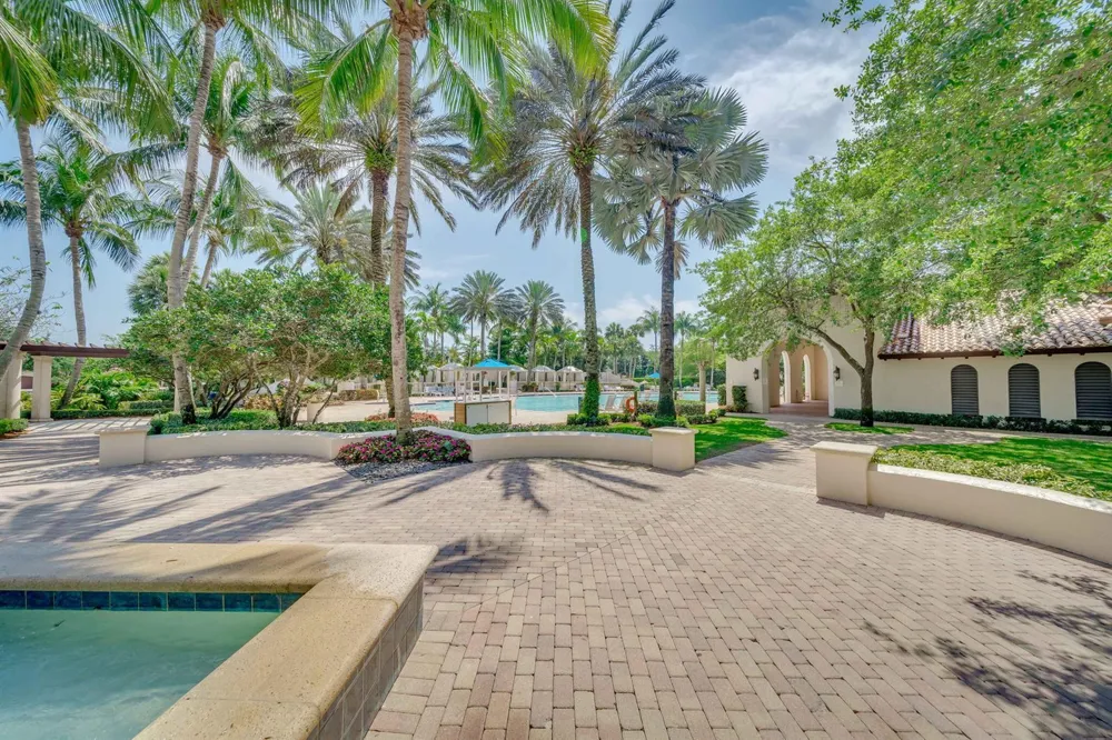 17593 Middle Lake Drive Boca Raton, FL 33496