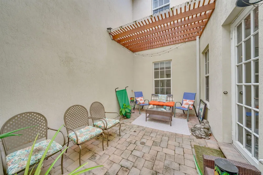 8335 NW 7TH TERRACE Boca Raton, FL 33487
