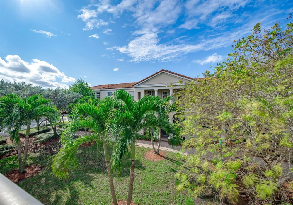 8335 NW 7TH TERRACE Boca Raton, FL 33487