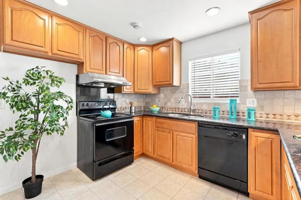 1659 Silacci Drive Campbell, CA 95008