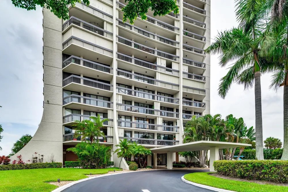 2000 PRESIDENTIAL WAY #603 West Palm Beach, FL 33401