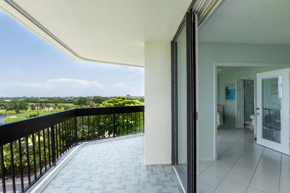 2000 PRESIDENTIAL WAY #603 West Palm Beach, FL 33401