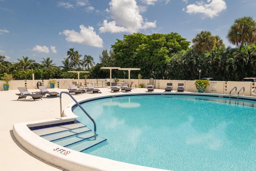 2000 PRESIDENTIAL WAY #603 West Palm Beach, FL 33401