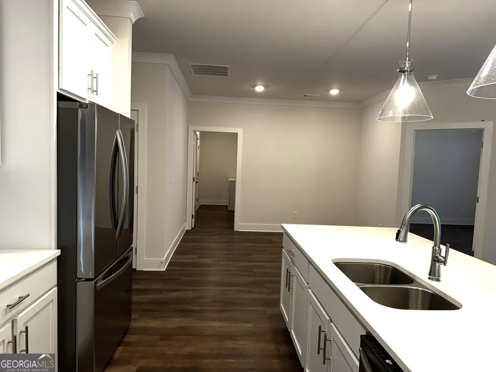 65 Village CT Cleveland, GA 30528
