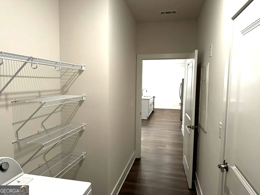 65 Village CT Cleveland, GA 30528