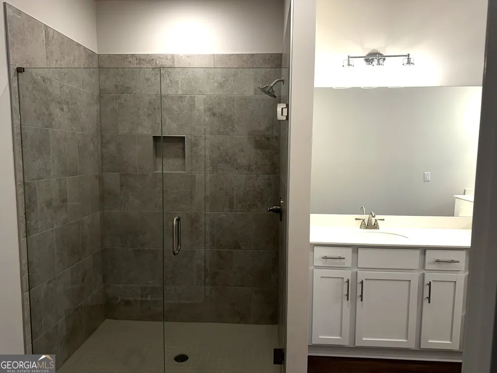 65 Village CT Cleveland, GA 30528
