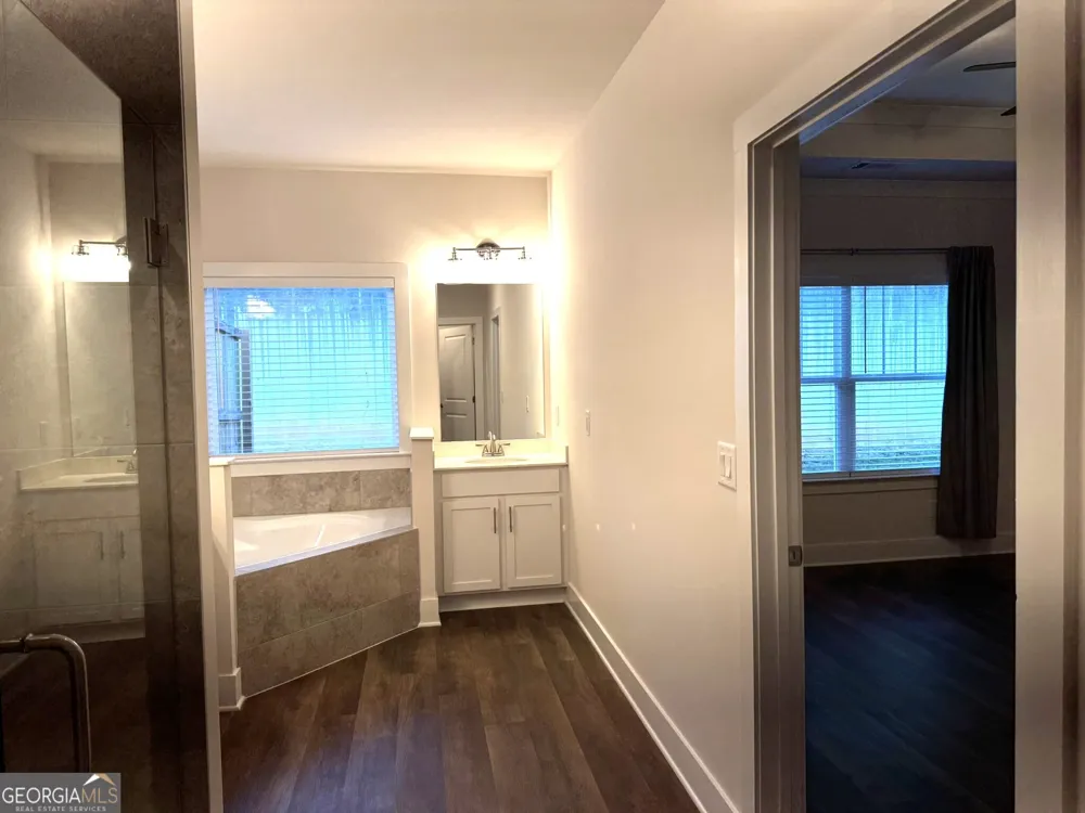 65 Village CT Cleveland, GA 30528