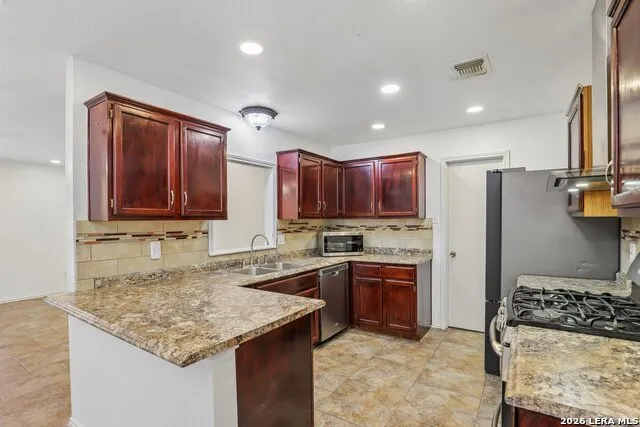 5614 Timber Trace St San Antonio, TX 78250
