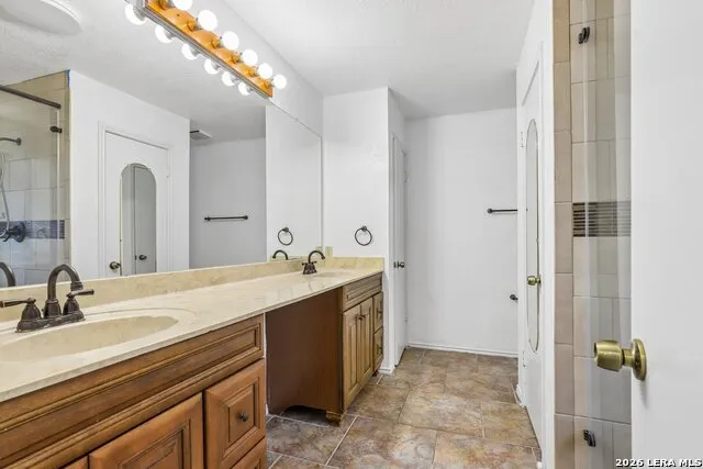 5614 Timber Trace St San Antonio, TX 78250