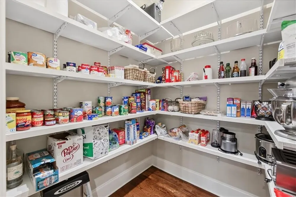 3982 Cooks Farm Drive NW Kennesaw, GA 30152